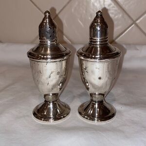 VTG Sterling Silver Salt and Pepper Shakers Weighted w Glass Inserts duchin